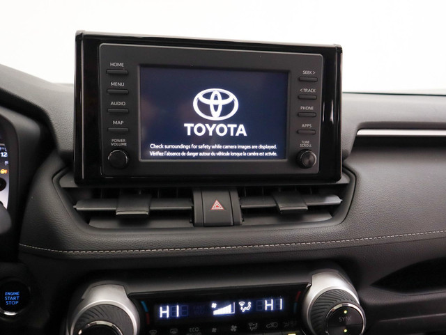 2020 Toyota RAV4 XLE TOIT OUVRANT, SIÈGES ET VOLANT CHAUFFANTS,  in Cars & Trucks in Longueuil / South Shore - Image 4