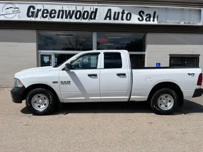 2018 RAM 1500 ST CLEAN CARFAX!! PRICED TO MOVE! CALL NOW!