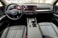 Sorento Ex Hev Awd 1.6t Gdi, Artificial Leather Seats, Kia Connect, 6-passenger Captain Chairs, Blin... (image 4)