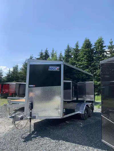 sell cargo trailer enclosed trailer remorque trailer fermé no- galvanize + also some utility galvani...