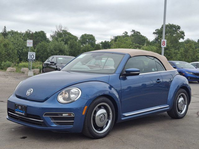 2018 Volkswagen Beetle Convertible Coast | Auto | Heated Seats in Cars & Trucks in Guelph