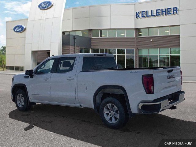 2023 GMC Sierra 1500 SLE Crew Cab 4x4 | Clean Carfax in Cars & Trucks in Brandon - Image 3