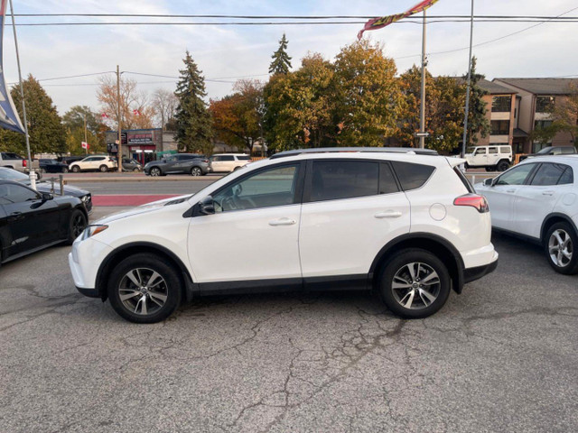 2018 Toyota RAV4 FWD LE in Cars & Trucks in City of Toronto - Image 2