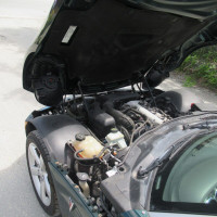 2006 Pontiac Solstice Roadster w/Convertible Soft Top 5 speed manual and very Low mileage for its ye... (image 9)