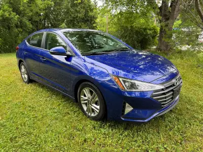 2020 HYUNDAI ELANTRA Preferred w/Sun & Safety Package, 4-DOOR SEDAN AUTO, SINGLE OWNER, VERY WELL MA...