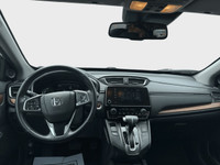 Adventure meets refinement in the 2017 Honda CR-V — a bold, fuel-efficient SUV packed with smart tec... (image 9)