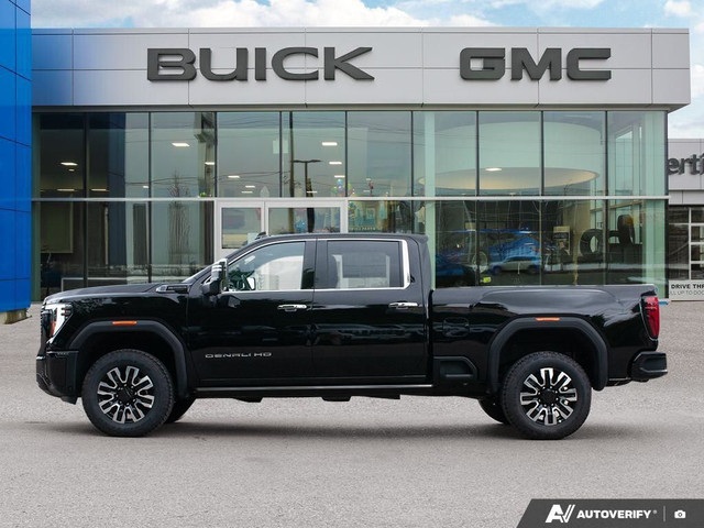 2025 GMC Sierra 3500HD Denali Ultimate in Cars & Trucks in London - Image 3
