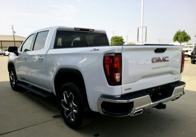 2025 GMC Sierra 1500 SLE 4WD in Cars & Trucks in Regina - Image 2