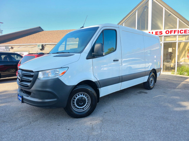 2021 Mercedes-Benz Sprinter 2500 Standard Roof I4 144" | Low Mil in Cars & Trucks in Mississauga / Peel Region