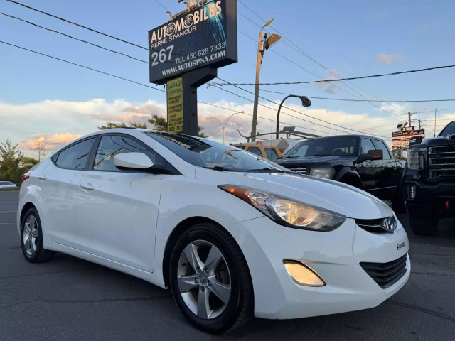 2013 HYUNDAI Elantra Limited/ GLS in Cars & Trucks in Laval / North Shore