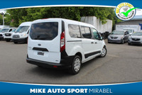 ***Tout nos véhicules sont inspectés, réparés et certifiés, AMVOQ, inclue dans le prix*** *LWB, 4 pa... (image 4)