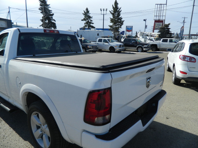 2013 Ram 1500 SHORT BOX 2WD /VERY CLEAN UNIT INSIDE & OUT in Cars & Trucks in Edmonton - Image 3