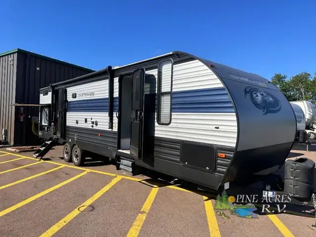 2021 Forest River RV Cherokee 294GEBG Rear Bunks in Travel Trailers & Campers in Truro - Image 2