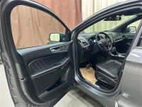 Heated Seats, Power Liftgate, Apple CarPlay, Android Auto, Remote Start! This 2024 Ford Edge is for... (image 8)
