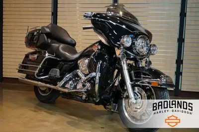 $105 Bi-WeeklyWas: $15,995 Now: $12,995The 2007 Electra Glide Ultra Classic is a well-equipped touri...