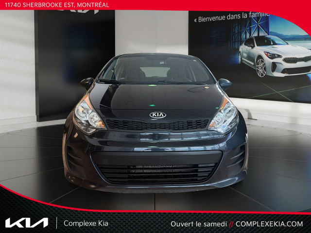 2016 Kia Rio5 LX+ Hatchback A/C Bluetooth in Cars & Trucks in City of Montréal - Image 2