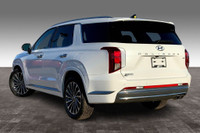 Premium Nappa Leather Seats, Heads Up Display, Second Row Fixed Wide Panel Su, Wireless Charging Pad... (image 2)