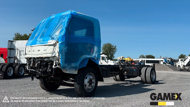 2021 MITSUBISHI FUSO CAB ET CHASSIS ACCIDENTE in Heavy Trucks in Longueuil / South Shore - Image 3