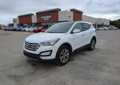 2014 Hyundai Santa Fe Sport 2.0T SE with 166000kms. 2.0 liter 4 cylinder All wheel drive Clean title...