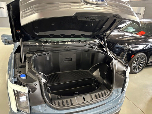 2023 Ford F-150 Lightning LARIAT 4WD|SUPERCREW|EXTENDEDRANGE|AZU in Cars & Trucks in City of Toronto - Image 3
