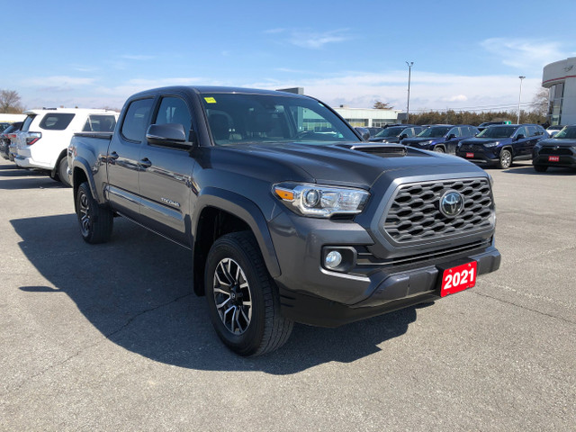 2021 Toyota Tacoma 4X4 DOUBLE CAB in Cars & Trucks in Belleville - Image 3