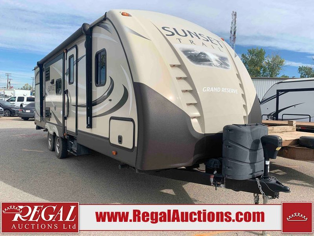 2017 CROSSROADS RV SUNSET TRAIL 26BB in Cars & Trucks in Calgary - Image 3
