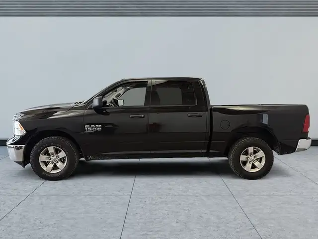 2023 Ram 1500 Classic Crew Cab SLT 4x4 Uconnect 6 Passengers Came62936595030147124