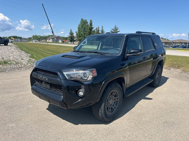 2022 Toyota 4Runner TRD Off Road in Cars & Trucks in Calgary - Image 4