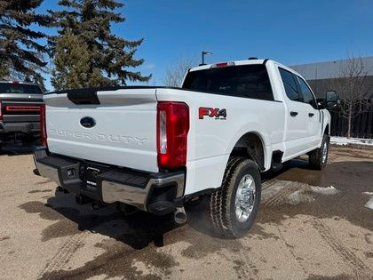 2025 Ford F-350 XLT w/FX4, CAMPER PKG, PRO PWR & UPFITTER SWITCH in Cars & Trucks in Edmonton - Image 3