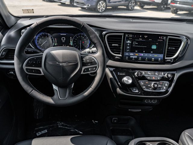 2025 Chrysler Grand Caravan SXT in Cars & Trucks in Barrie - Image 2