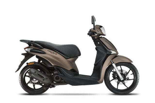 2023 Piaggio LIBERTY 50 SPORT in Scooters & Pocket Bikes in Lévis