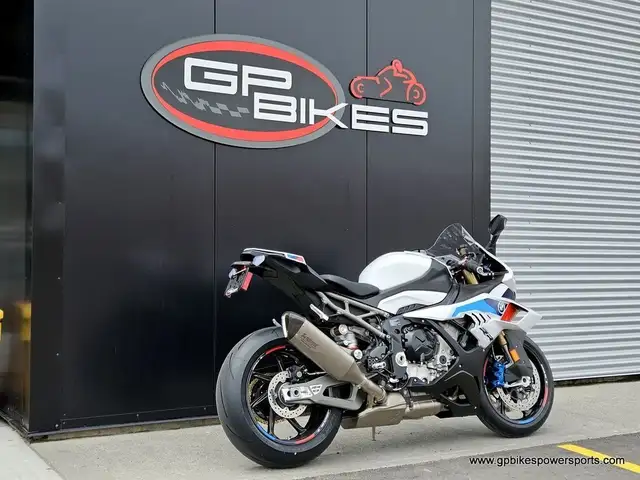 2025 BMW S 1000 RR Light white/M Motorsport in Sport Bikes in Oshawa / Durham Region - Image 4
