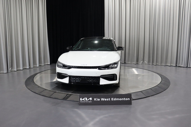2023 Kia EV6 GT NEW 2023 / FULLY LOADED GT / ONLY 544KM in Cars & Trucks in Edmonton - Image 2