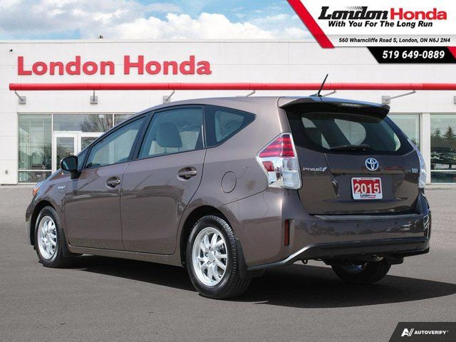 2015 Toyota Prius v Prius V | One Owner | Clean Carfax | Full in Cars & Trucks in London - Image 4