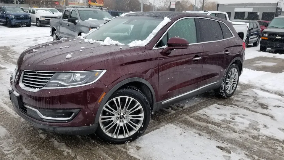 2018 Lincoln MKX Reserve Panoramic Sunroof / Heated & Ventila...