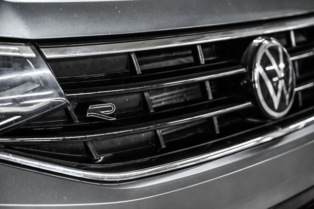 2023 Volkswagen Tiguan Comfortline R-Line Black 2.0T 8sp at w/Ti in Cars & Trucks in City of Montréal - Image 4