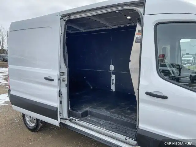 2023 Ford Transit Cargo Van T250 Medium Roof | Vinyl Seats in Cars & Trucks in Brandon - Image 30