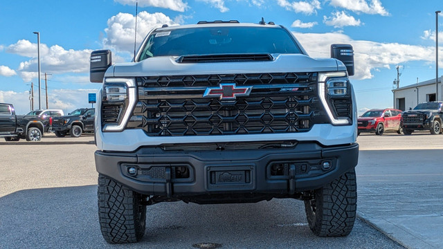2024 Chevrolet Silverado 2500HD ZR2 ZR2 BISON | HEATED COOLED... in Cars & Trucks in Lethbridge - Image 2