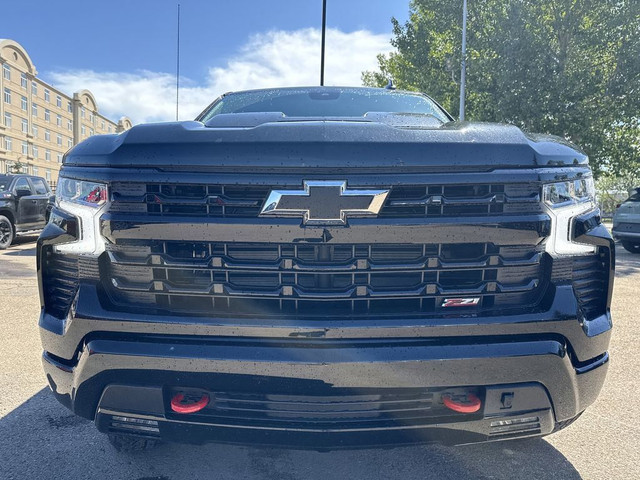 2025 Chevrolet Silverado 1500 LT Trail Boss in Cars & Trucks in Edmonton - Image 3