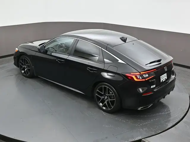 2024 Honda Civic One Owner & Fully Certified Sport Touring, Leat in Cars & Trucks in City of Halifax - Image 47