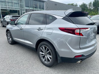 Le Acura RDX Advance 2021 est un VUS de luxe intermédiaire qui se distingue par son design athlétiqu... (image 8)