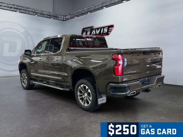 2023 Chevrolet Silverado 1500 High Country 6.2L 8CYL | HEATED... in Cars & Trucks in Lethbridge - Image 3