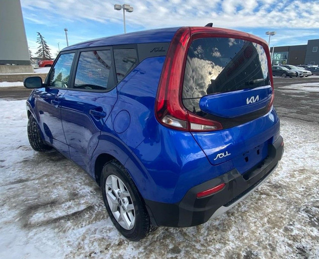 2022 Kia Soul EX Bluetooth | Backup Camera | Heated Seats | Blin in Cars & Trucks in Red Deer - Image 4