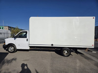 2019 GMC Savana G3500 - 16Ft Unicell Box - 7Ft Inside Height - 149,000km - Pre - Sale Inspected, Ful... (image 1)