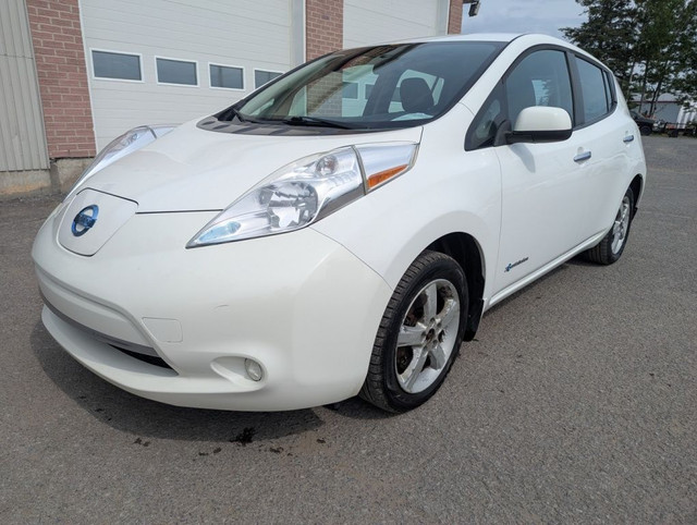 2015 Nissan Leaf SV/SL/S in Cars & Trucks in Québec City