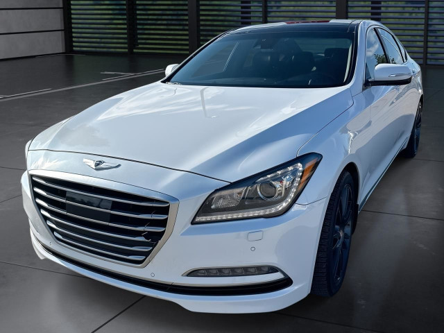 2015 Hyundai Genesis 5.0 Ultimate l NAVI l Back-Up Camera l Vent in Cars & Trucks in Calgary