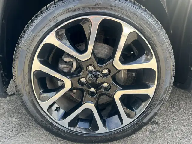 2018 Jeep Compass Limitée in Cars & Trucks in Saint-Hyacinthe - Image 21