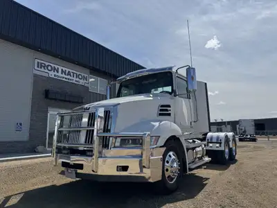 2021 Western Star 5700XE - DD13 505 Hp - 18 Speed Eaton Ultra Shift - 13300 Front Axle - 46 Rears -...