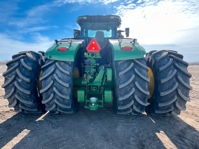 2022 John  Deere 9R540 4wd Tractor w/260 hours in Farming Equipment in Regina - Image 4