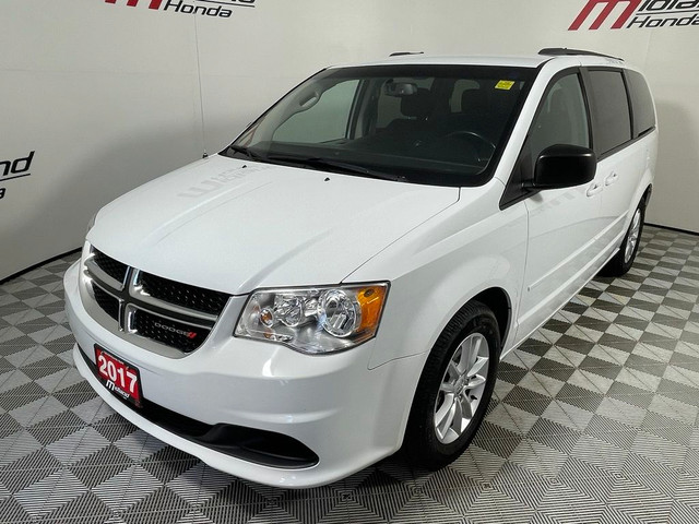 2017 Dodge Grand Caravan SXT | DVD | A/C | Hands Free in Cars & Trucks in Barrie - Image 3